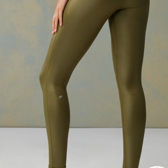 Fabletics Anywhere Motion365+ Shine High-Waisted Legging Medium NWT - Picture 4 of 12